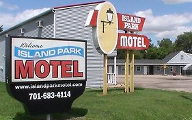 Island Park Motel Lisbon Nd